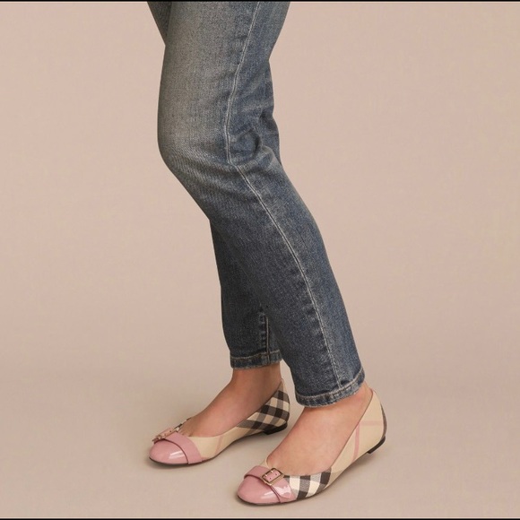 - Burberry Check Ballerina Flats New - Picture 2 of 7
